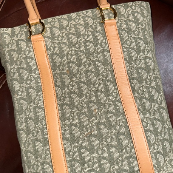 🔥🔥🔥Authentic Christian Dior Trotter Green Signature Tote Shoulder Bag - Picture 8 of 16